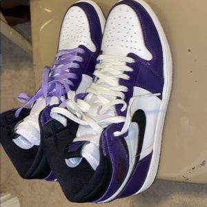Jordan 1 Court Purple